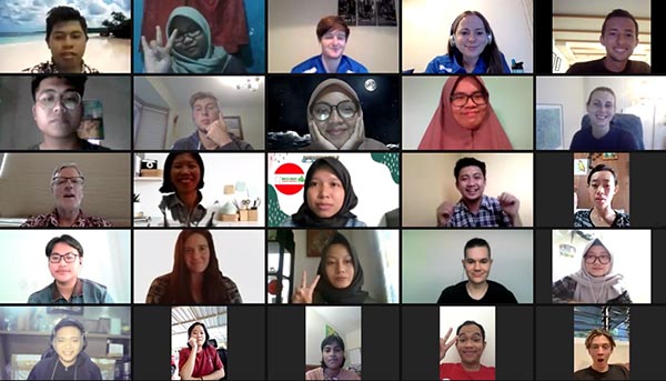 Image of Australia Indonesia Youth Exchange Program / Value Learning Intercultural Specialists in a Zoom Meeting